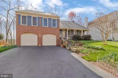 2729 Deer Ridge Dr, Silver Spring, MD 20904 photo 2