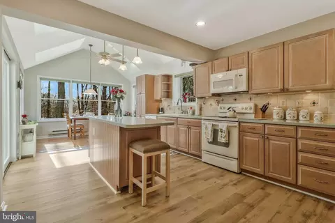 2729 Deer Ridge Dr, Silver Spring, MD 20904 photo 19
