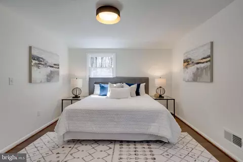 Bedroom - 214 Dale Dr, Silver Spring, MD 20910 photo 3 of 5