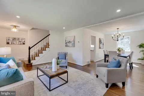 Living - 214 Dale Dr, Silver Spring, MD 20910 photo 5 of 8