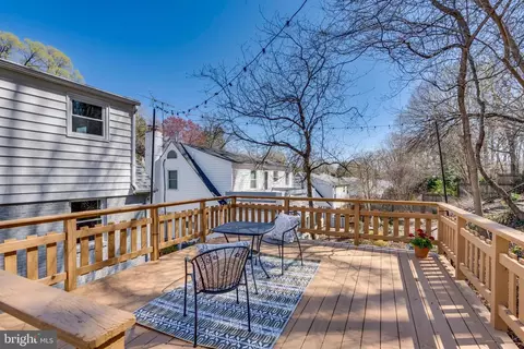 Exterior - 214 Dale Dr, Silver Spring, MD 20910 photo 7 of 11