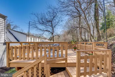 Exterior - 214 Dale Dr, Silver Spring, MD 20910 photo 6 of 11