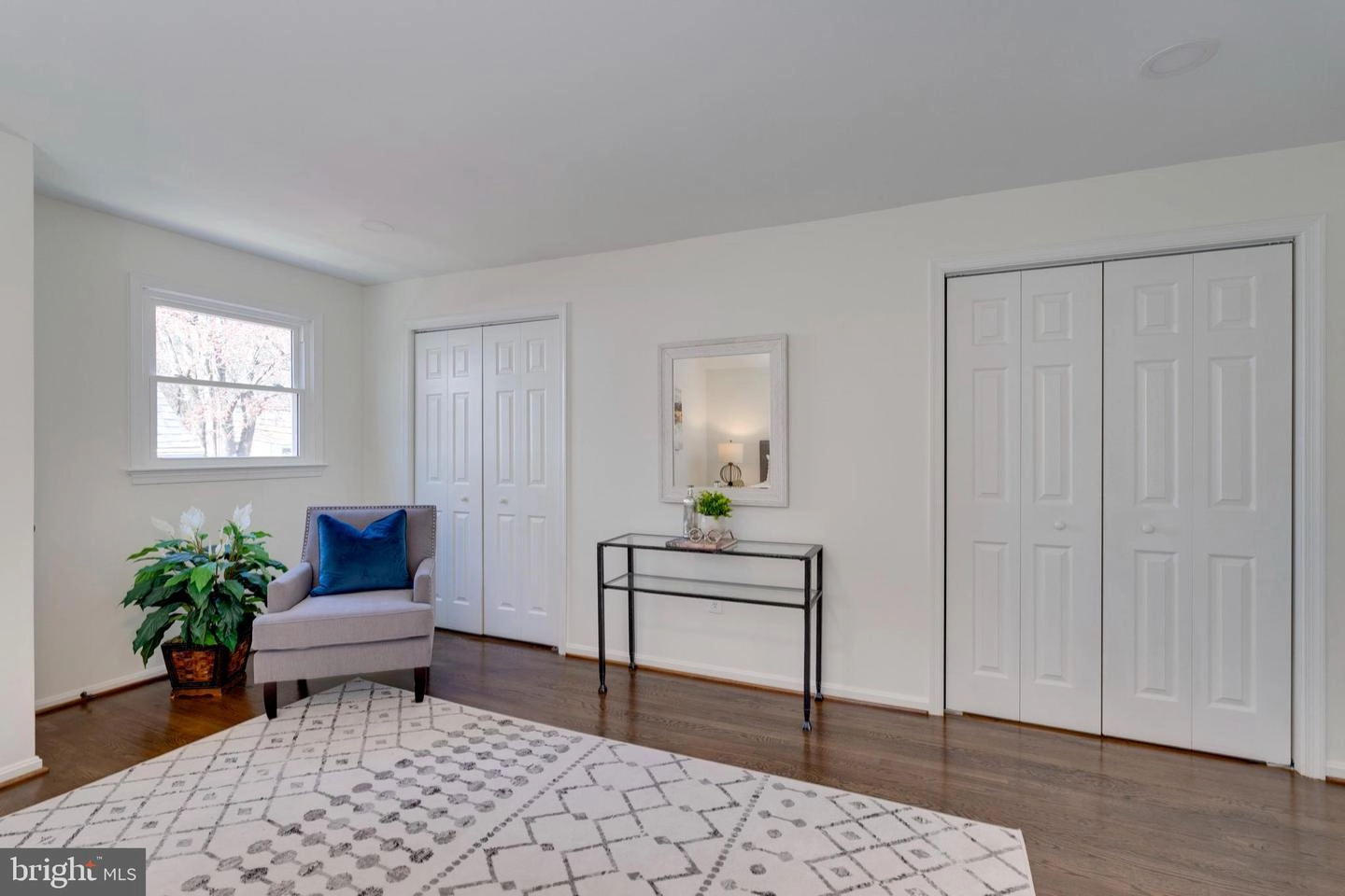 Bedroom - 214 Dale Dr, Silver Spring, MD 20910 photo 4 of 5