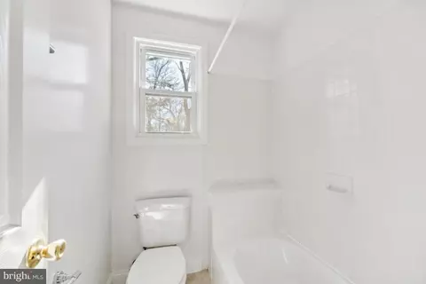 Bath - 12308 Remington Dr, Silver Spring, MD 20902 photo 4 of 7
