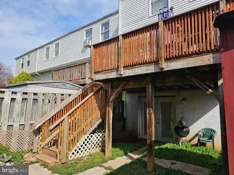 17517 Kohlhoss Rd, Poolesville, MD 20837 photo 4