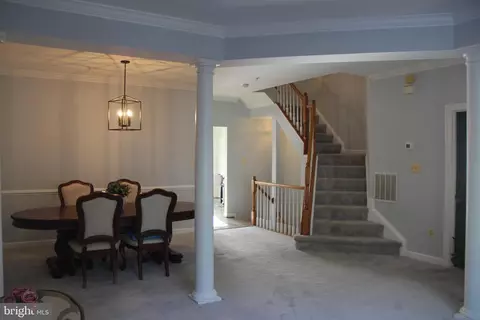 Entry Way - 2102 Elm Tree Ln, Silver Spring, MD 20906 photo 11 of 15