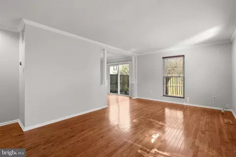 21 Valleyfield Ct, Silver Spring, MD 20906 photo 4