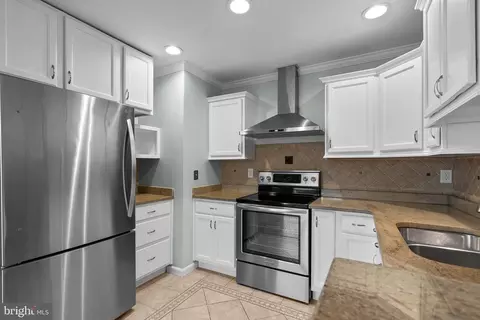 21 Valleyfield Ct, Silver Spring, MD 20906 photo 14