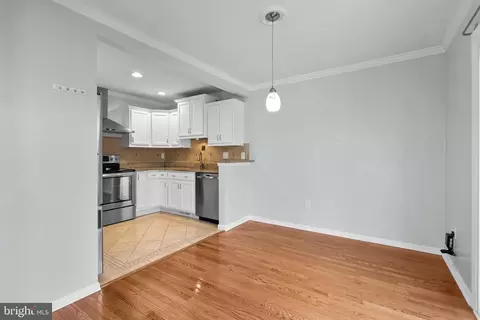 21 Valleyfield Ct, Silver Spring, MD 20906 photo 9
