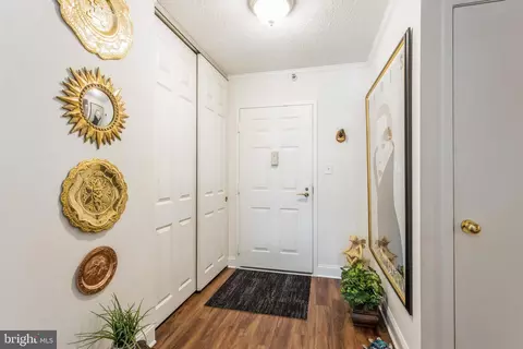 15107 Interlachen Dr #2-401, Silver Spring, MD 20906 photo 5