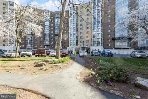 15107 Interlachen Dr #2-401, Silver Spring, MD 20906 photo 3