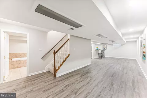 Other - 8500 Fox Run, Potomac, MD 20854 photo 11 of 15