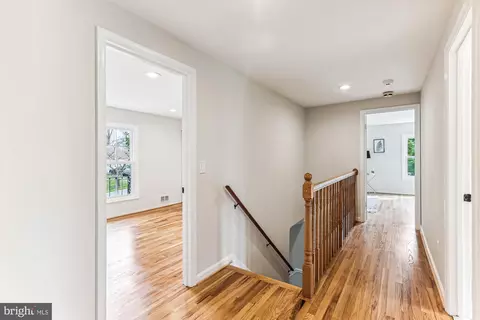 Entry Way - 8500 Fox Run, Potomac, MD 20854 photo 1 of 2