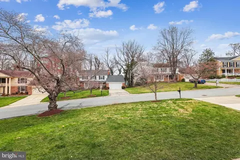 View/Area - 8500 Fox Run, Potomac, MD 20854 photo 1 of 1