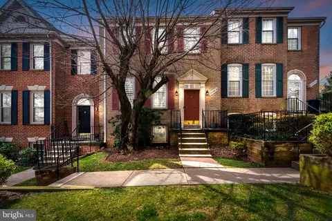 11168 Cedarwood Dr, Rockville, MD 20852
