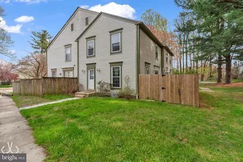 13926 Valleyfield Dr, Silver Spring, MD 20906 photo 2