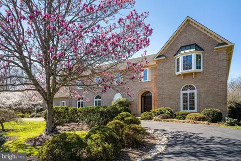 11100 Smokey Quartz Ln, Potomac, MD 20854