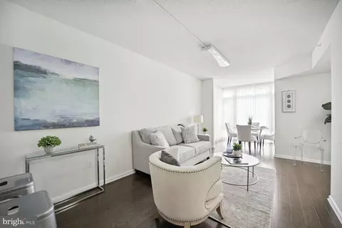 930 Wayne Ave #1111, Silver Spring, MD 20910 photo 9