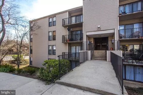 132 Duvall Ln #208- 104, Gaithersburg, MD 20877