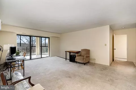 15101 Interlachen Dr #623, Silver Spring, MD 20906 photo 17