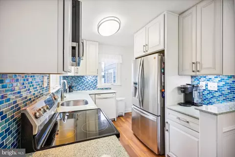 Kitchen - 610 Forest Glen Rd, Silver Spring, MD 20901 photo 1 of 3