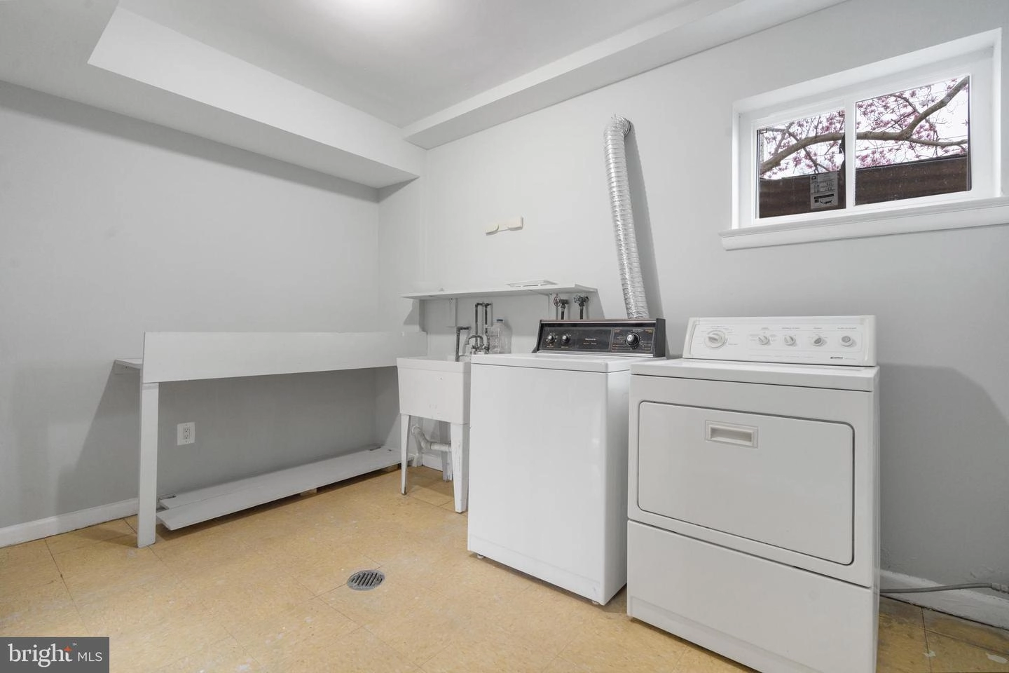 1419 Stateside Dr, Silver Spring, MD 20903 photo 36
