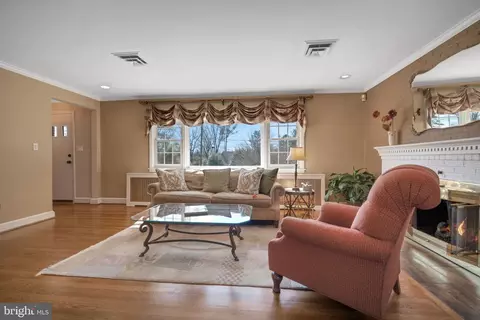 1801 Merrifields Dr, Silver Spring, MD 20906 photo 7
