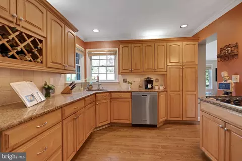 1801 Merrifields Dr, Silver Spring, MD 20906 photo 11