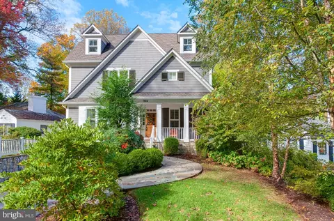 7804 Radnor Rd, Bethesda, MD 20817