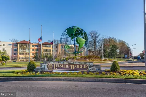 View/Area - 15100 Interlachen Dr #522, Silver Spring, MD 20906 photo 5 of 5