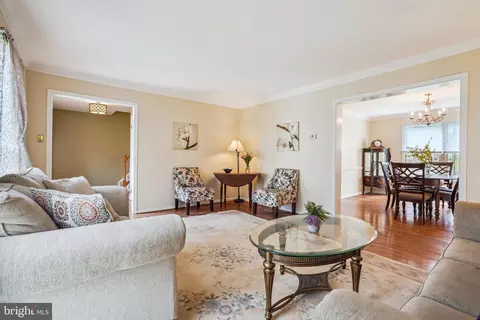639 Symphony Woods Dr, Silver Spring, MD 20901 photo 5
