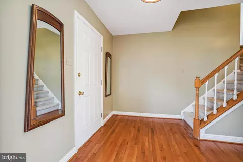 639 Symphony Woods Dr, Silver Spring, MD 20901 photo 2