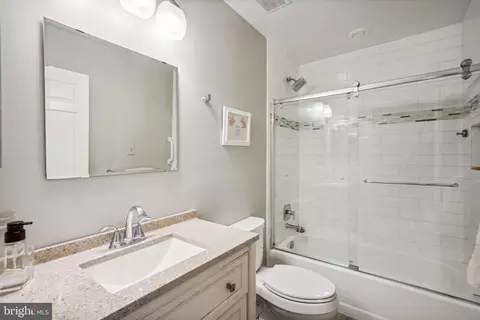 639 Symphony Woods Dr, Silver Spring, MD 20901 photo 32