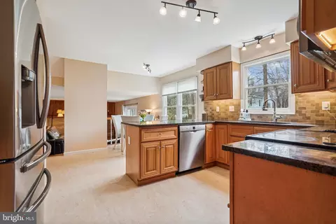 639 Symphony Woods Dr, Silver Spring, MD 20901 photo 12