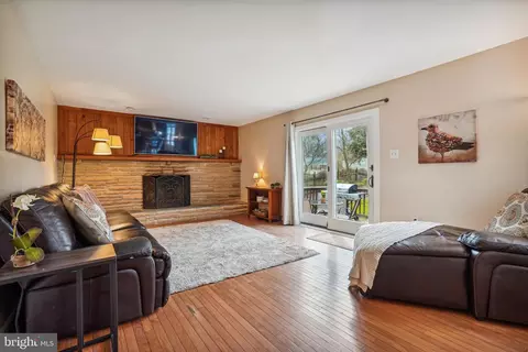 639 Symphony Woods Dr, Silver Spring, MD 20901 photo 14