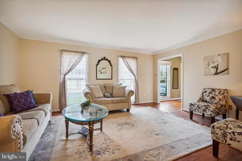 639 Symphony Woods Dr, Silver Spring, MD 20901 photo 4