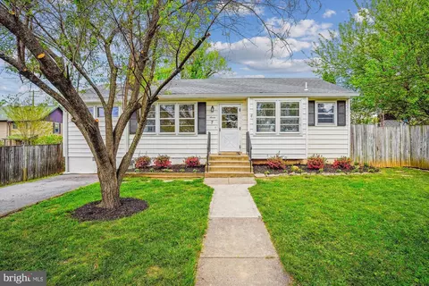 7 James St, Gaithersburg, MD 20877