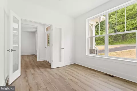 15717 Tierra Dr, Silver Spring, MD 20906 photo 11