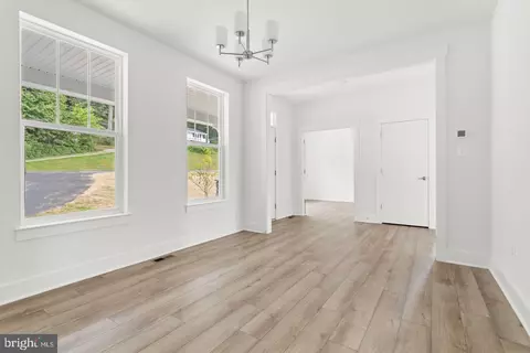 15717 Tierra Dr, Silver Spring, MD 20906 photo 8