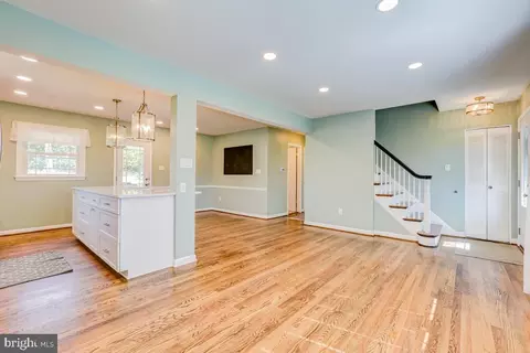 3303 Moline Rd, Silver Spring, MD 20902 photo 5