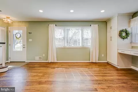 3303 Moline Rd, Silver Spring, MD 20902 photo 8