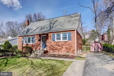 3303 Moline Rd, Silver Spring, MD 20902 photo 2
