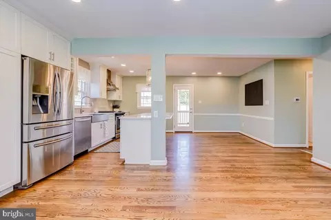 3303 Moline Rd, Silver Spring, MD 20902 photo 9