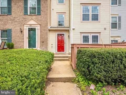 Exterior - 4129 Peppertree Ln #4129, Silver Spring, MD 20906 photo 6 of 12