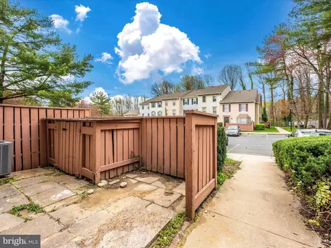 Exterior - 4129 Peppertree Ln #4129, Silver Spring, MD 20906 photo 9 of 12