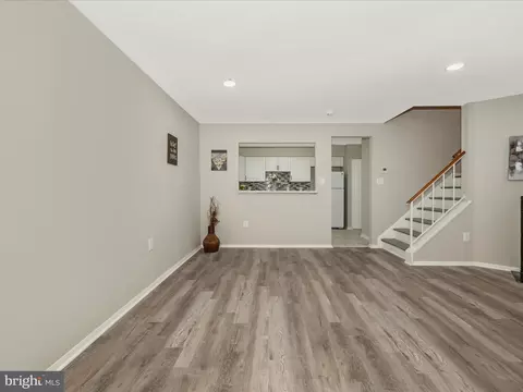 Entry Way - 4129 Peppertree Ln #4129, Silver Spring, MD 20906 photo 2 of 4