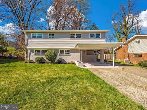 Exterior - 719 Hillsboro Dr, Silver Spring, MD 20902 photo 11 of 15