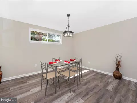 Dining - 719 Hillsboro Dr, Silver Spring, MD 20902 photo 3 of 4