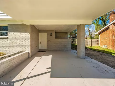 Exterior - 719 Hillsboro Dr, Silver Spring, MD 20902 photo 15 of 15