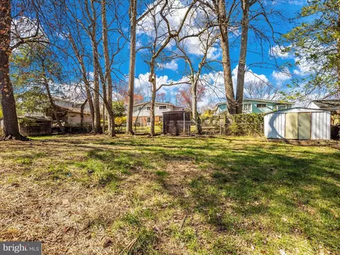 View/Area - 719 Hillsboro Dr, Silver Spring, MD 20902 photo 1 of 2